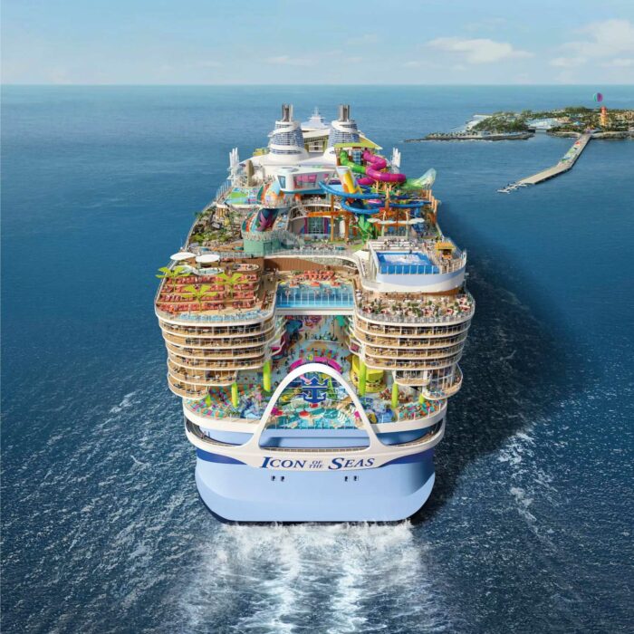 Icon of the Seas Cococay Foto Aérea do navio Icon of the Seas chegando na Ilha de Perfect Day at Cococay